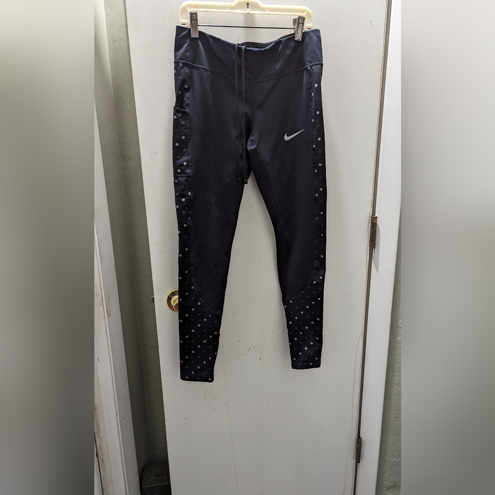 Nike Polka Dot Power Leggings Size Medium Black color